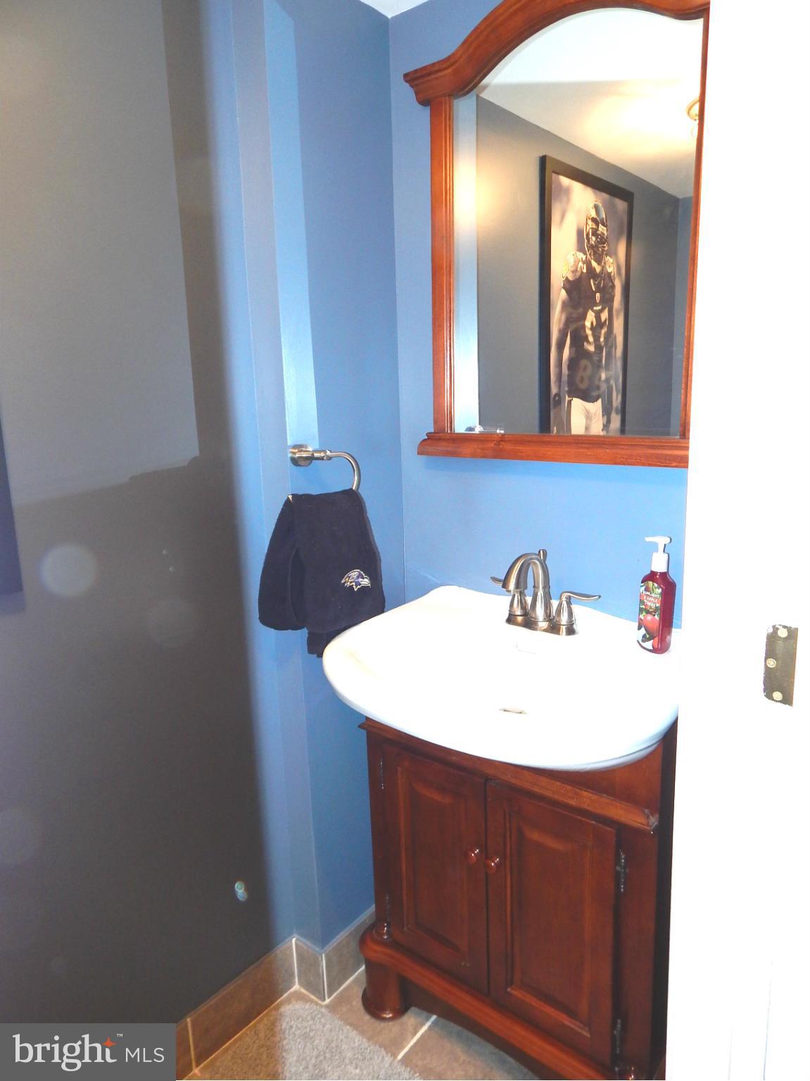 8740 Jarwood Road Baltimore, MD 21237 - Photo 20 of 29 Bath