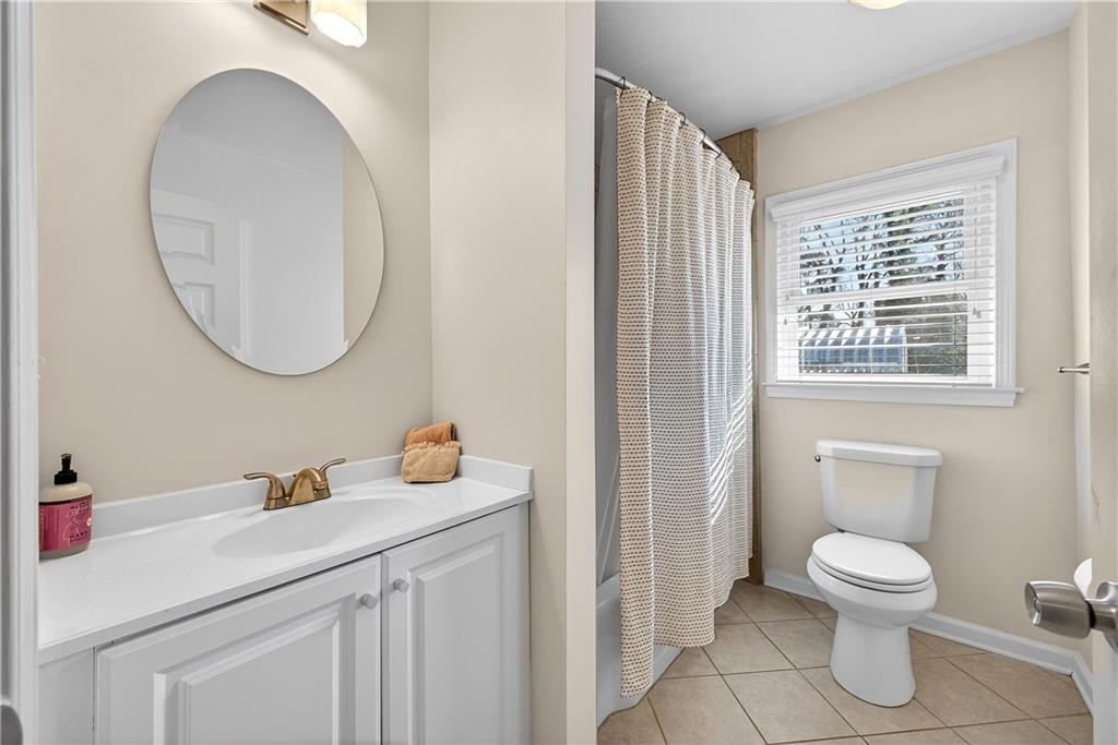 3823 Danbury Lane Decatur, GA 30032 - Photo 11 of 24