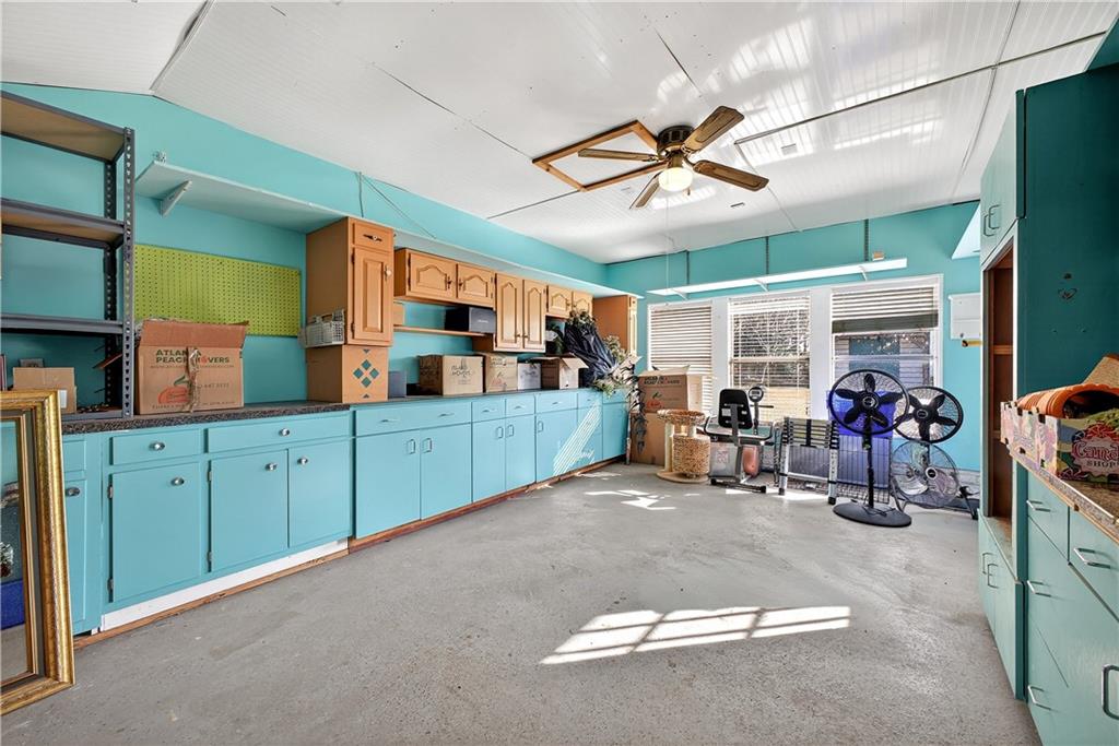 3823 Danbury Lane Decatur, GA 30032 - Photo 15 of 24