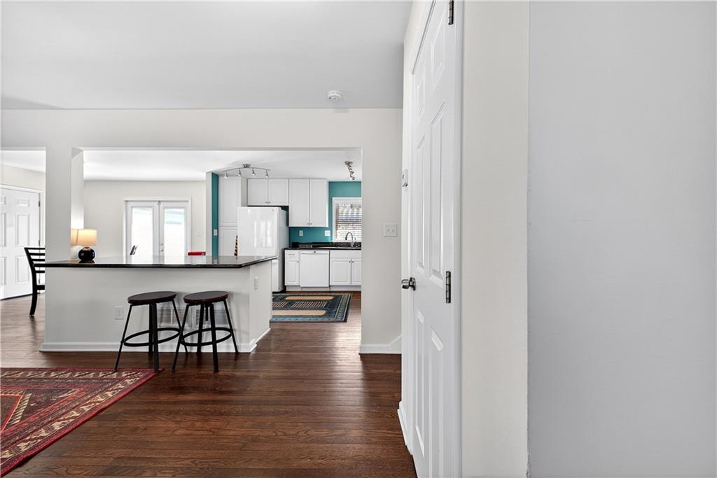 3823 Danbury Lane Decatur, GA 30032 - Photo 4 of 24