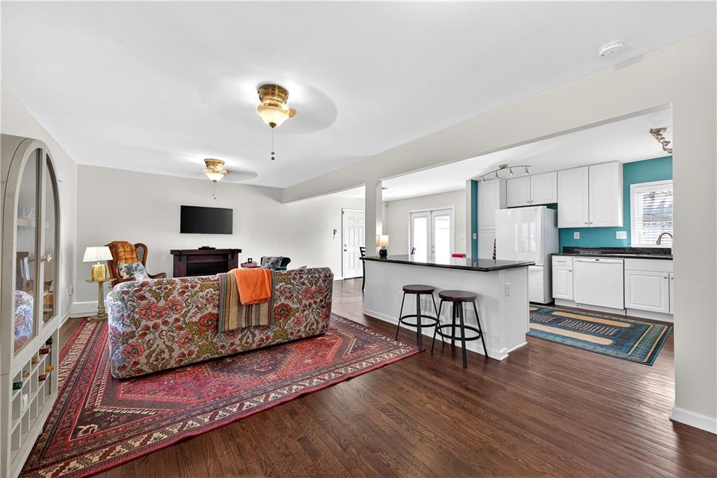 3823 Danbury Lane Decatur, GA 30032 - Photo 5 of 24