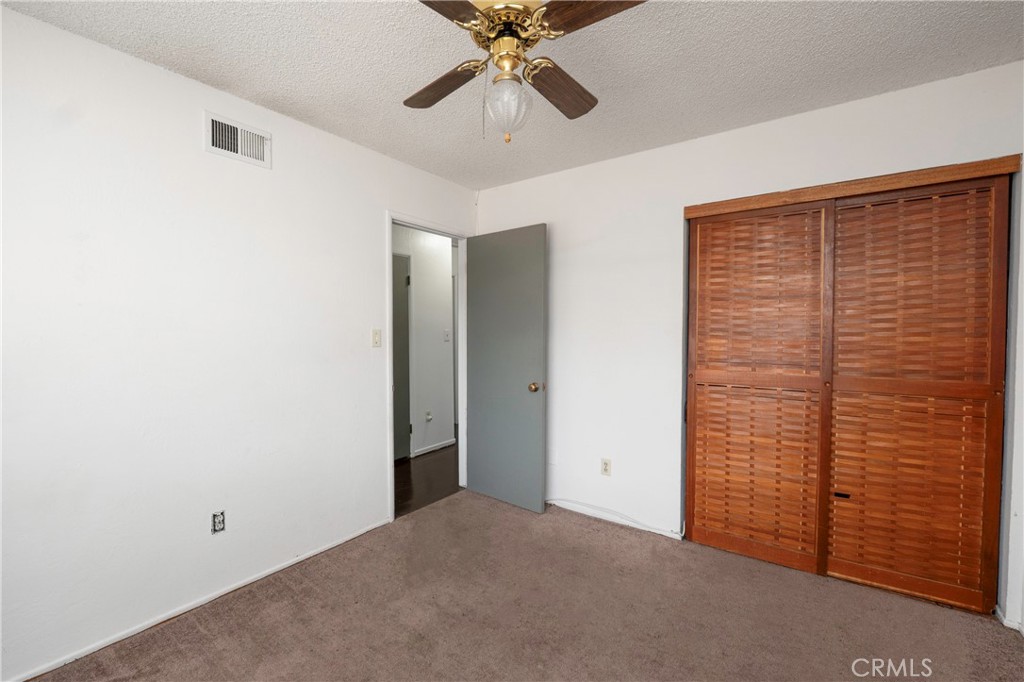 8841 California Riverside, CA 92503 - Photo 14 of 25