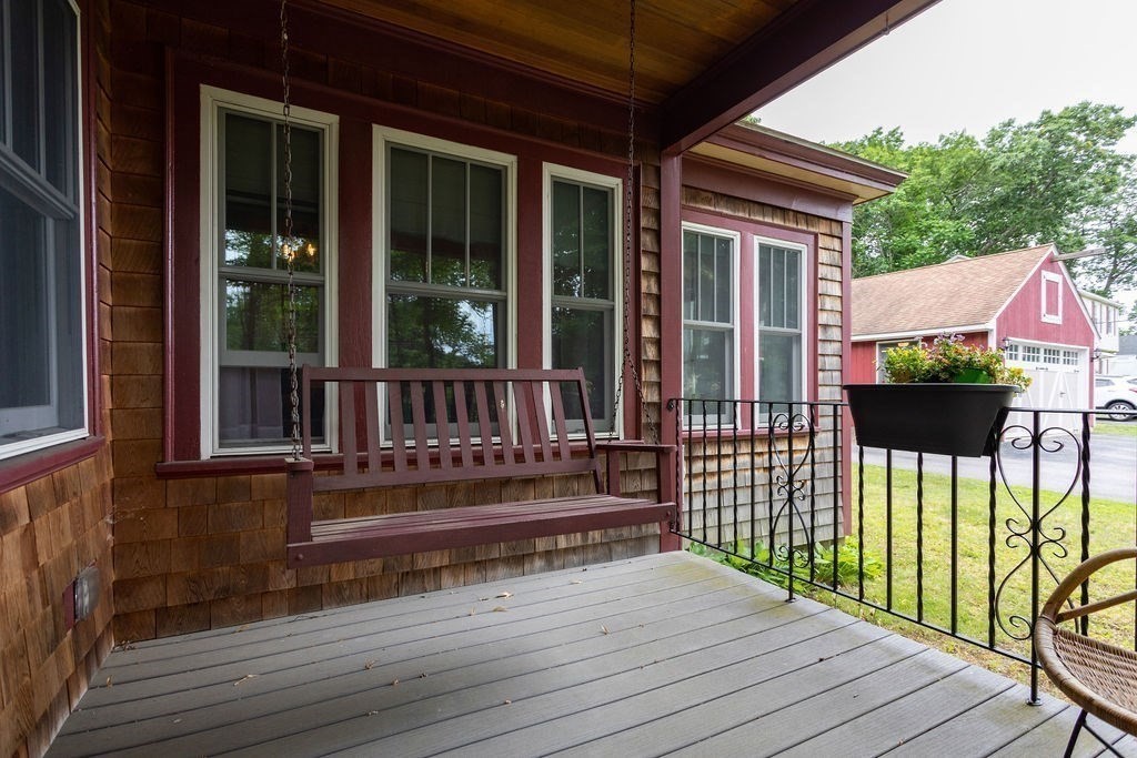 28 Ridgeland Road Shrewsbury, MA 01545 - Photo 3 of 41 Gallery Image 3