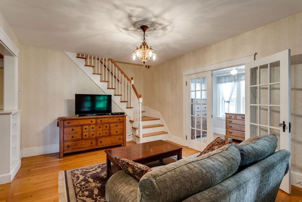 28 Ridgeland Road Shrewsbury, MA 01545 - Photo 7 of 41 Gallery Image 7