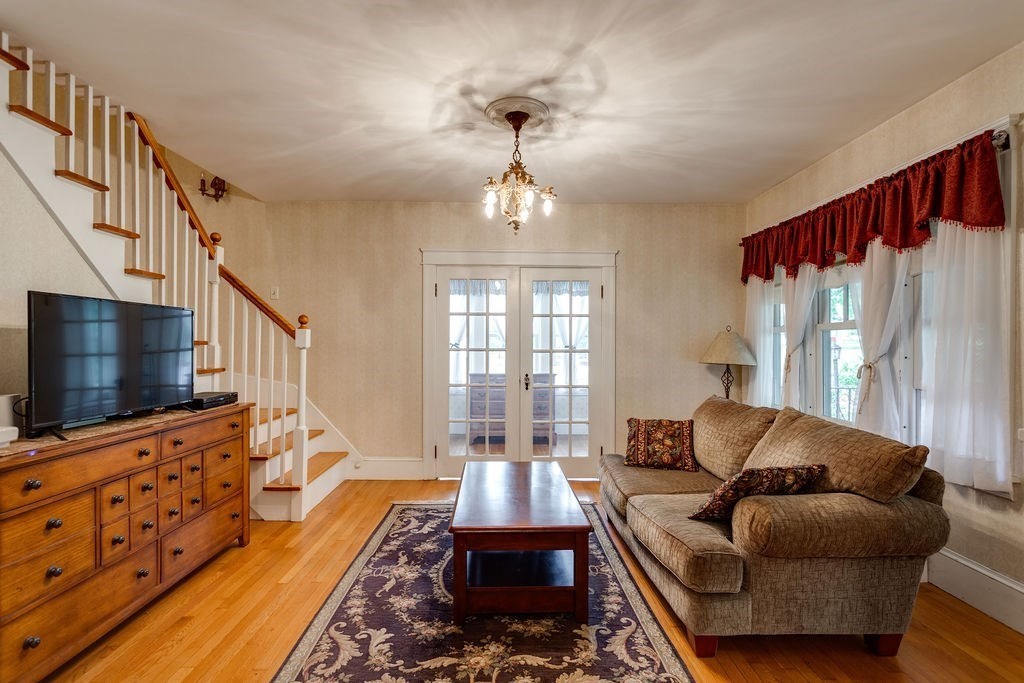 28 Ridgeland Road Shrewsbury, MA 01545 - Photo 8 of 41 Gallery Image 8