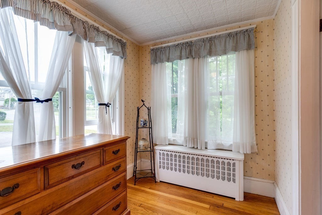 28 Ridgeland Road Shrewsbury, MA 01545 - Photo 10 of 41 Gallery Image 10