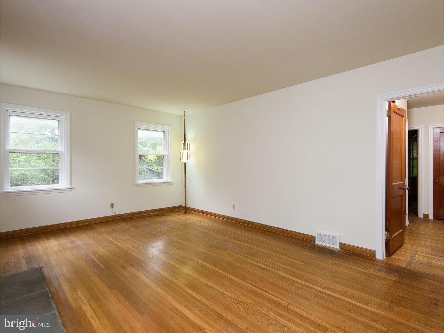 30 Manor Road Paoli, PA 19301 - Photo 6 of 24