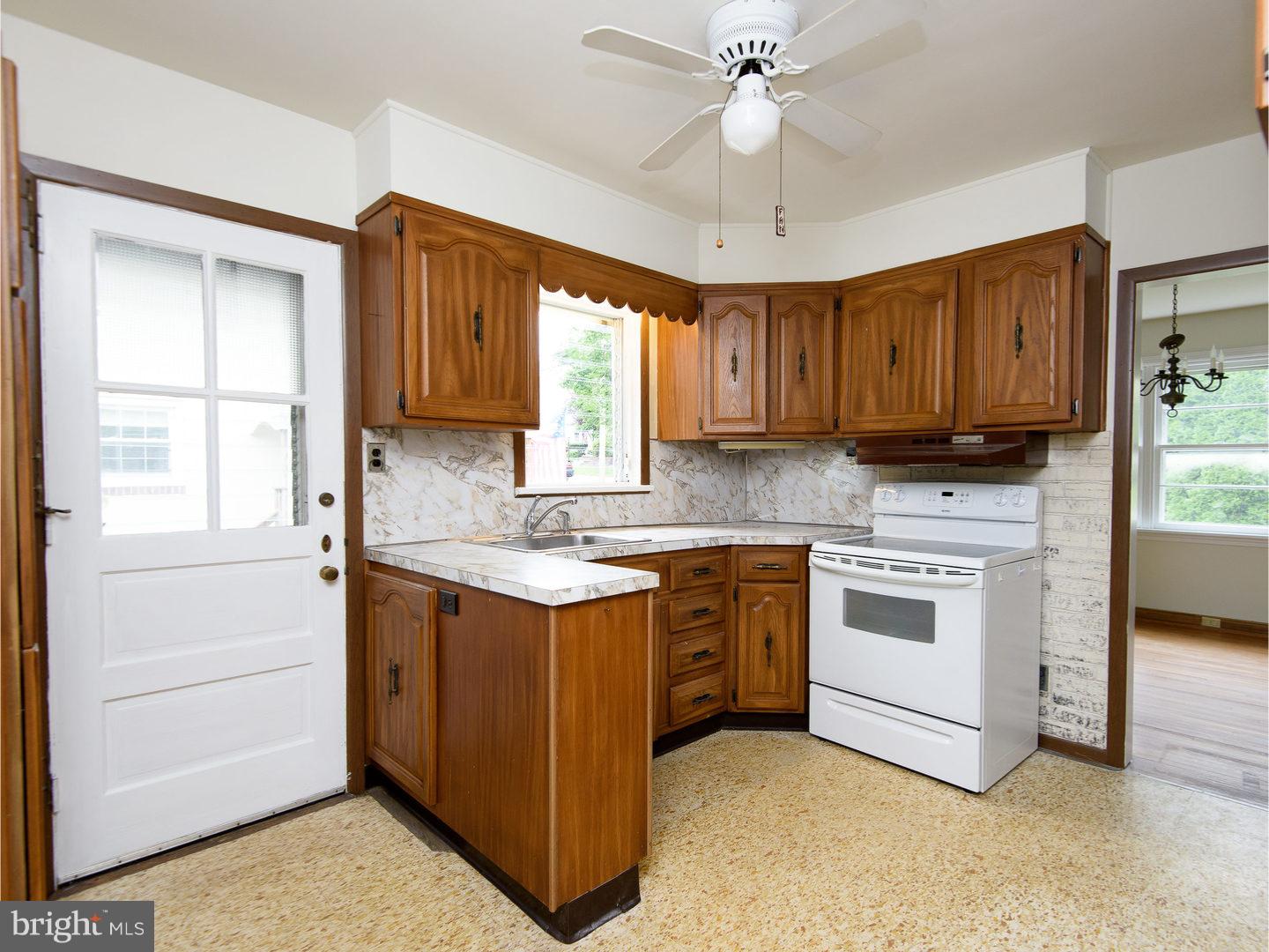 30 Manor Road Paoli, PA 19301 - Photo 8 of 24