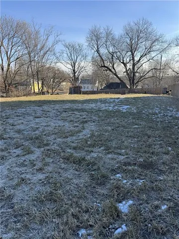 $15,000 | 611-615 South 14th Street, St. Joseph, MO 64501