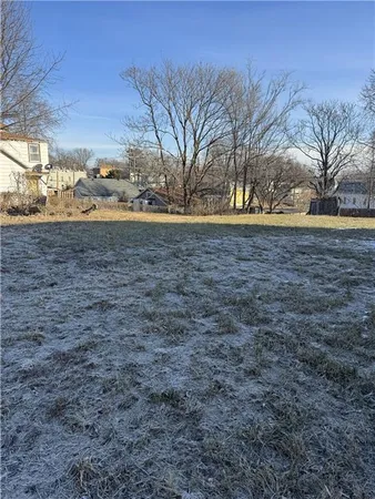 $15,000 | 611-615 South 14th Street, St. Joseph, MO 64501