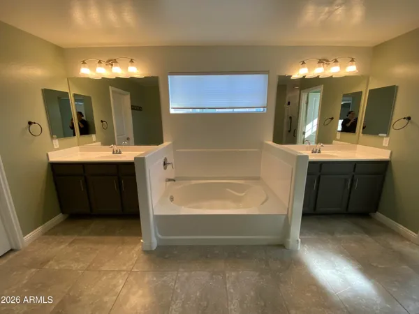$2,300 | 6847 East Boise Street, Mesa, AZ 85205
