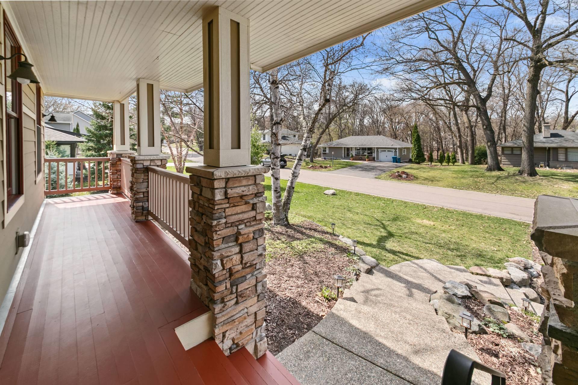 220 Glenbrook Road North Wayzata, MN 55391 - Photo 2 of 33