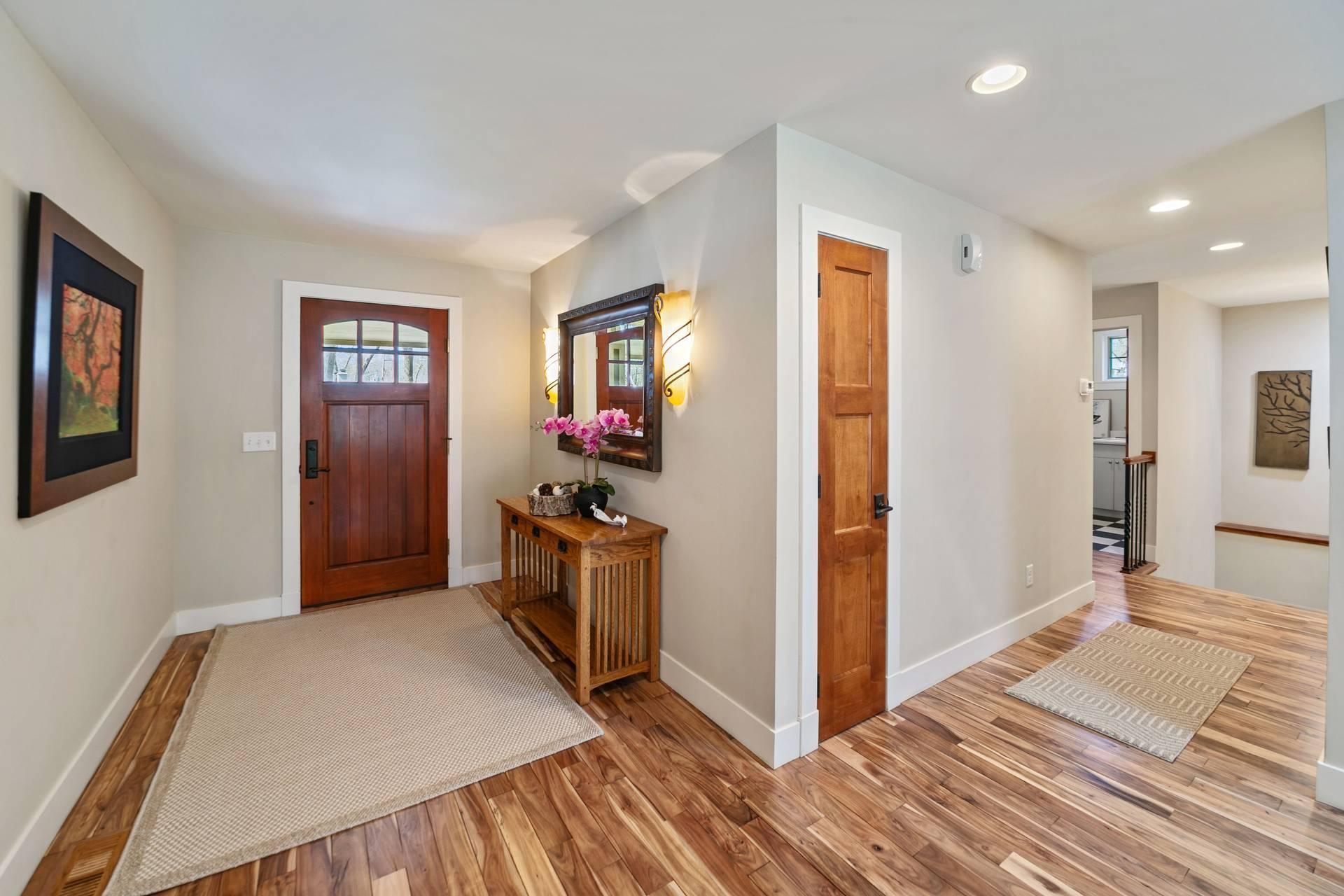 220 Glenbrook Road North Wayzata, MN 55391 - Photo 3 of 33