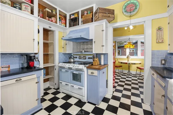 $1,800,000 | 577 North Chester Avenue, Pasadena, CA 91106