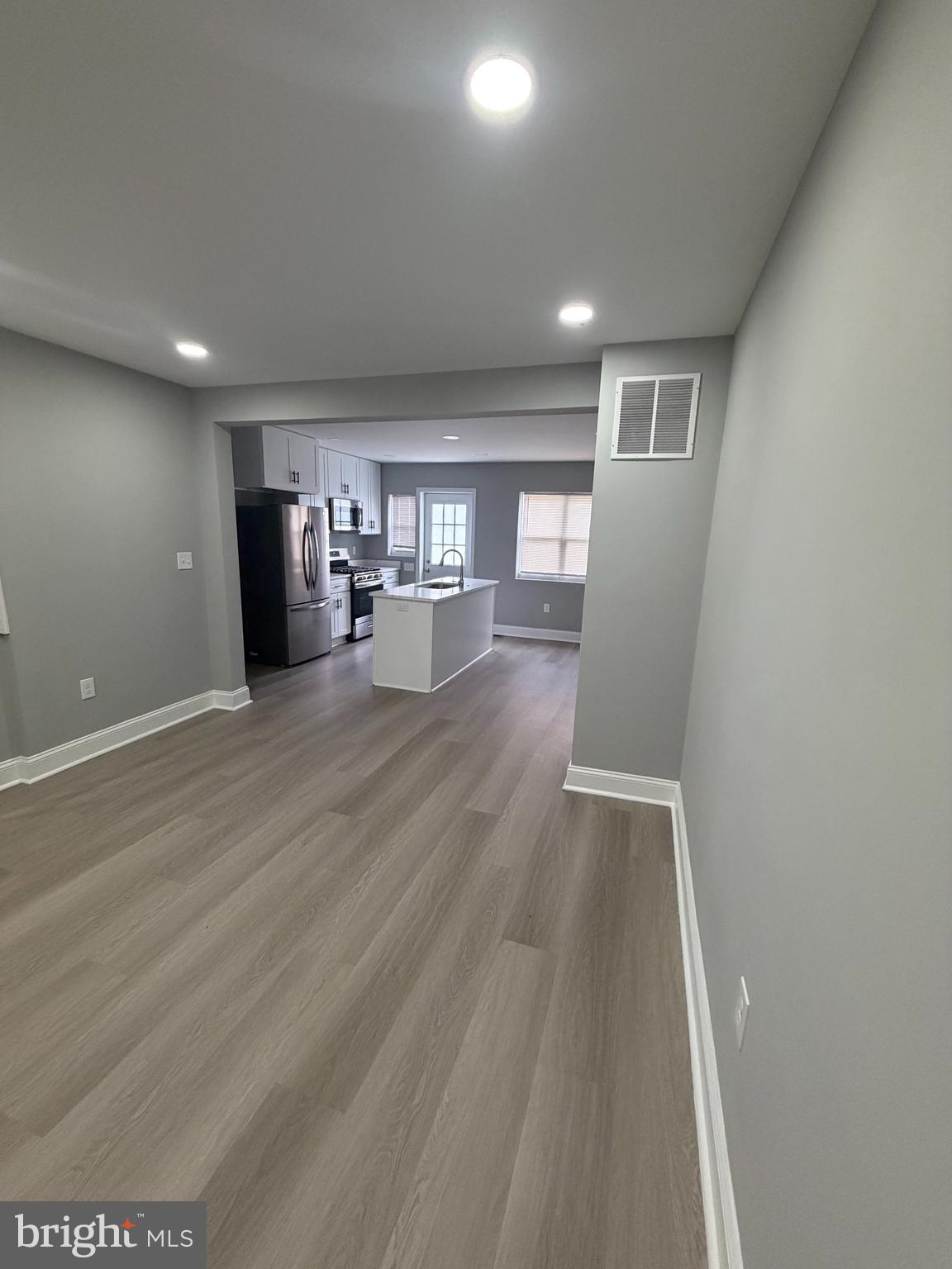 603 Brisbane Road Baltimore, MD 21229 - Photo 5 of 46