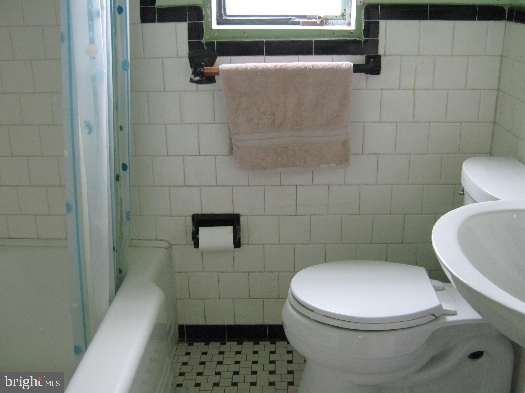 1141 Wedgewood Road Baltimore, MD 21229 - Photo 24 of 29