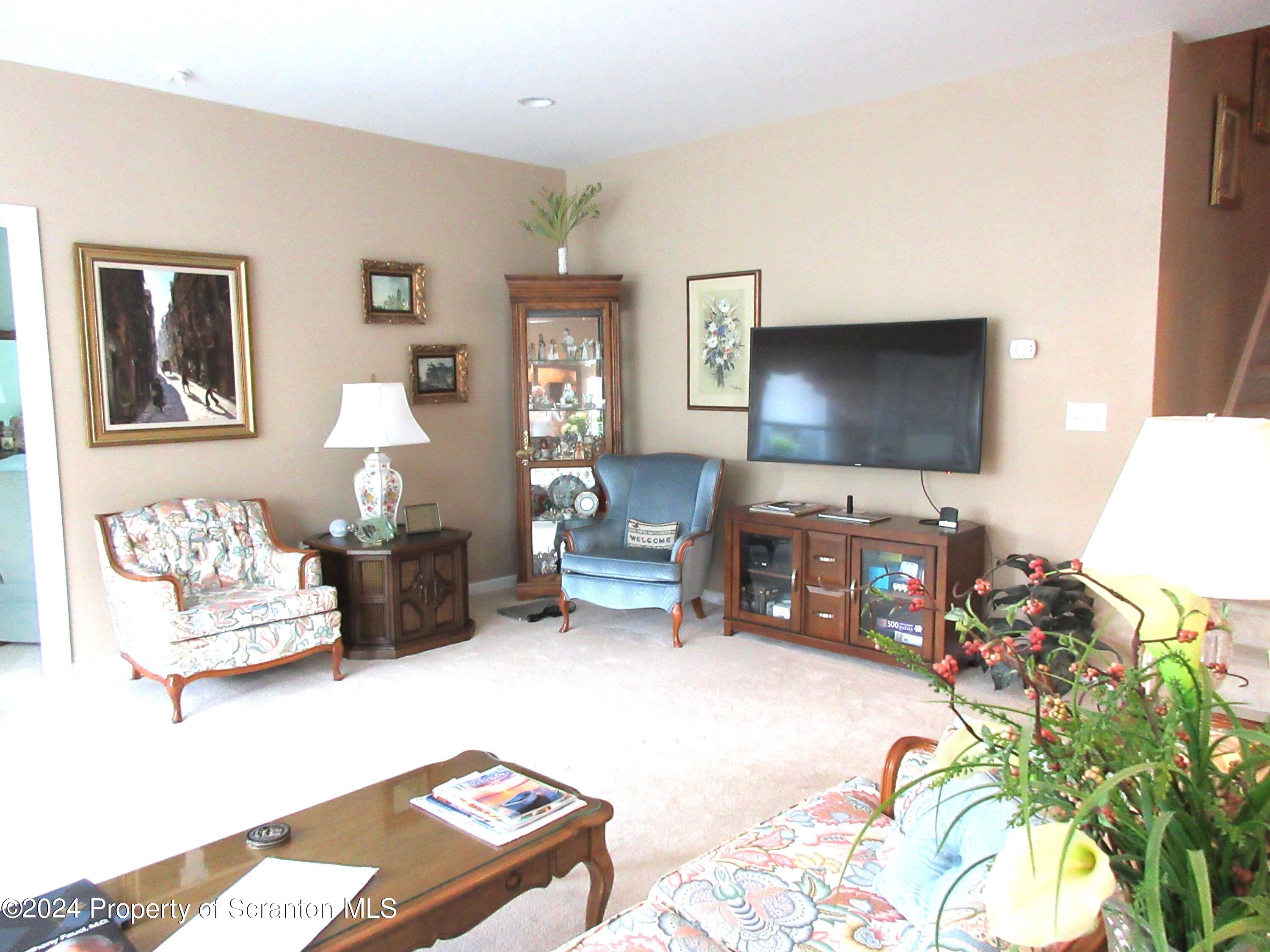 111 Wyndham Road, Unit 111 Clarks Summit, PA 18411 - Photo 14 of 37 Gallery Image 14