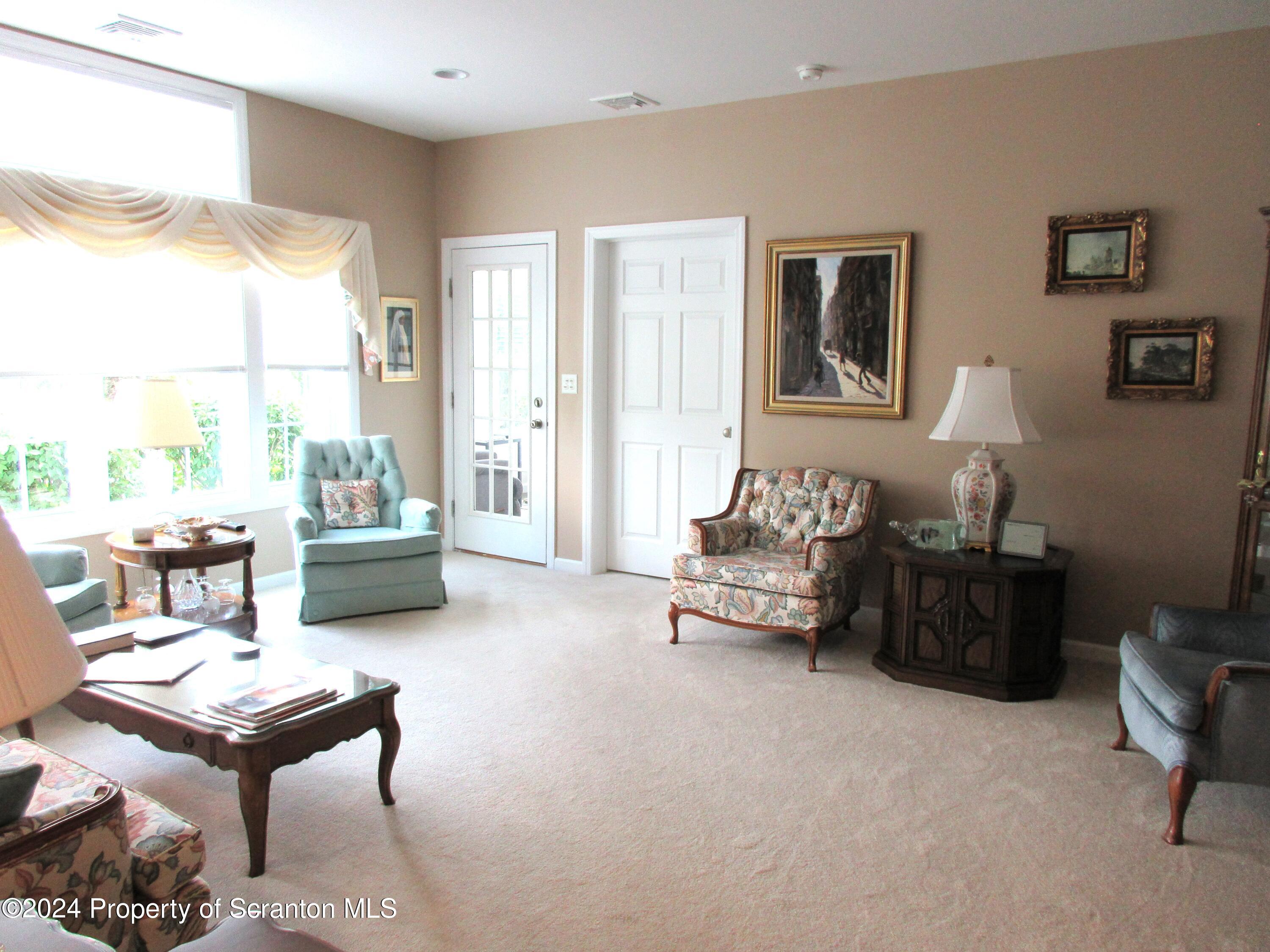 111 Wyndham Road, Unit 111 Clarks Summit, PA 18411 - Photo 15 of 37 Gallery Image 15