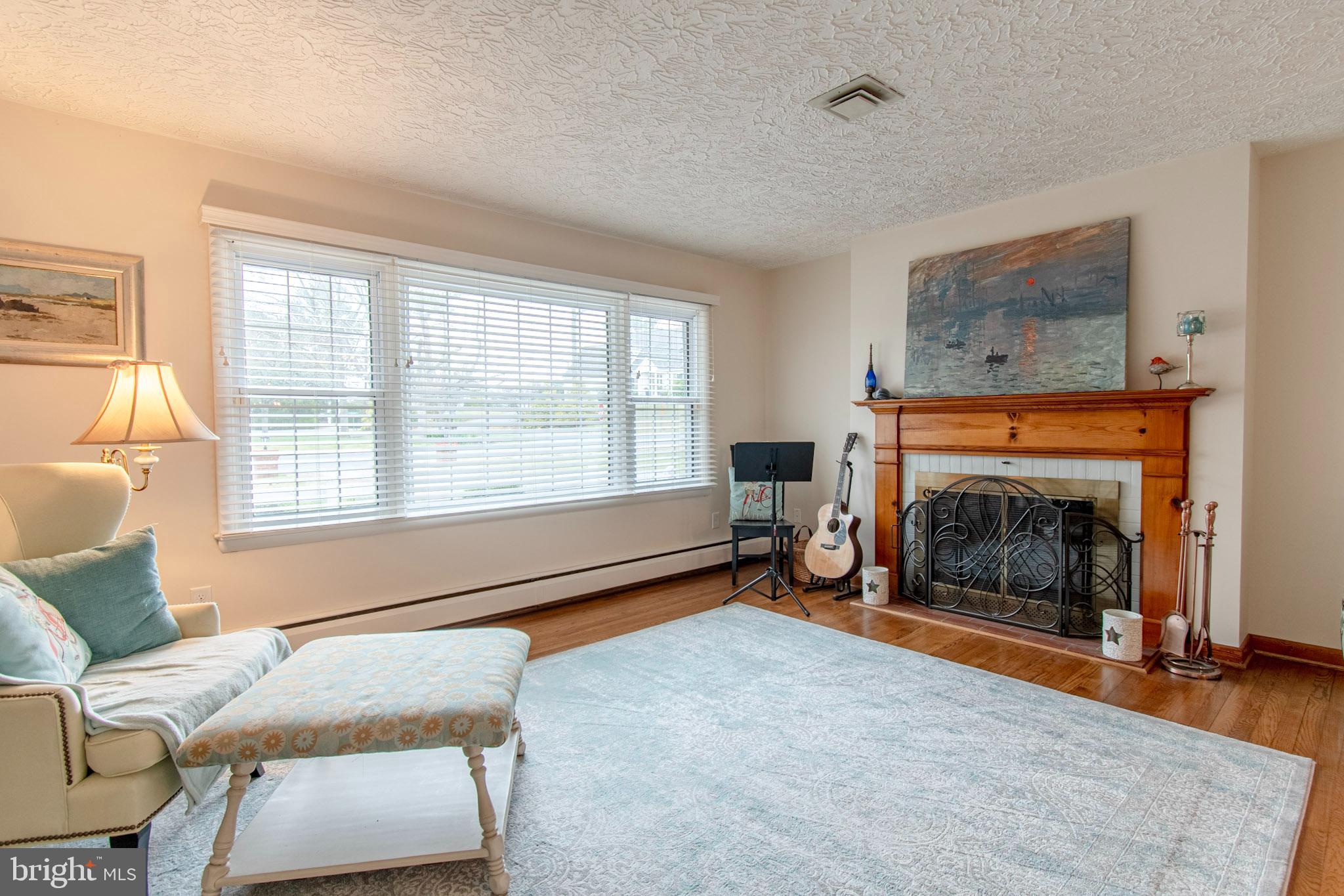2 Nanticoke Road Cambridge, MD 21613 - Photo 5 of 37 Bright and inviting living space with charm.
