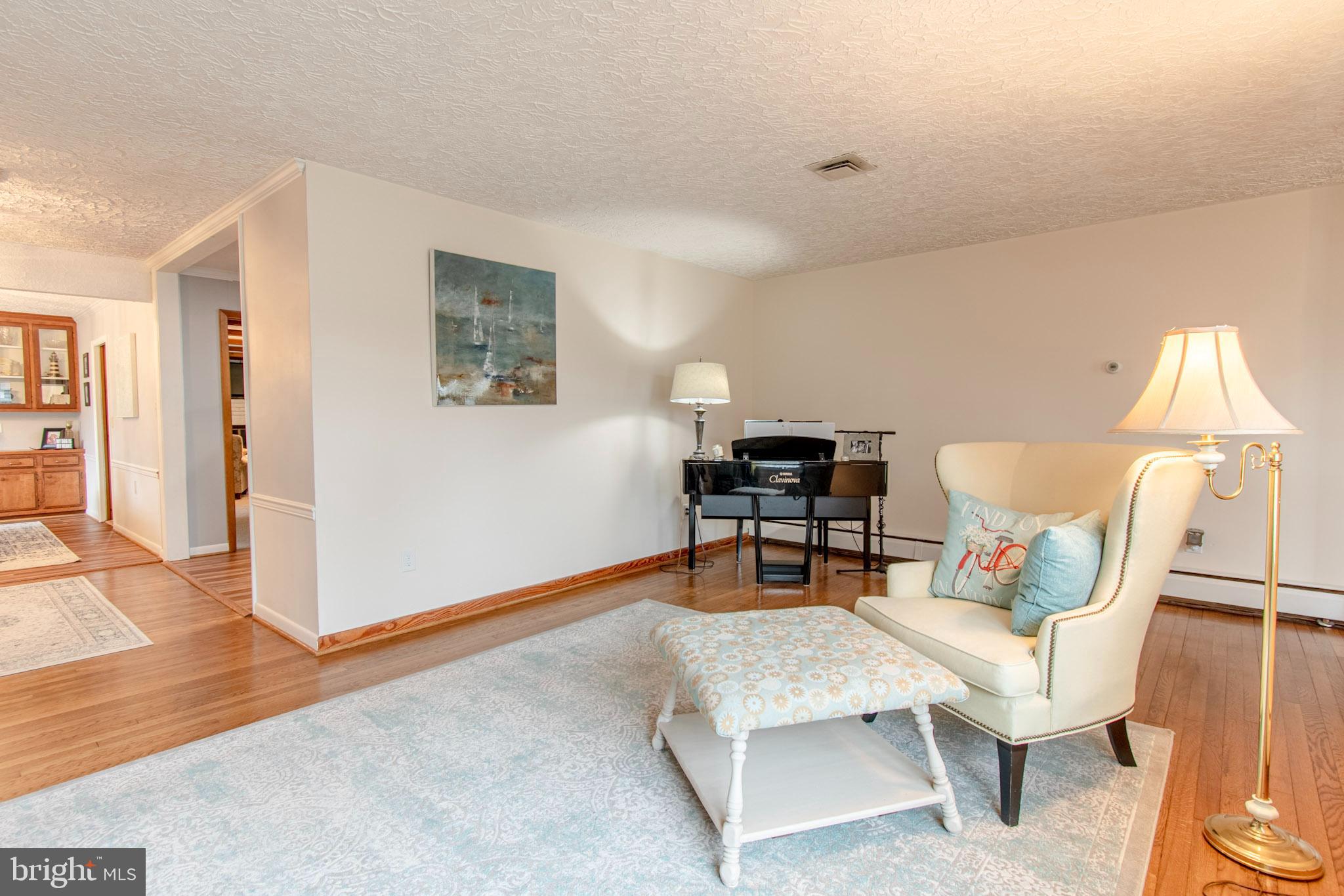 2 Nanticoke Road Cambridge, MD 21613 - Photo 6 of 37 Bright and inviting living space awaits you.