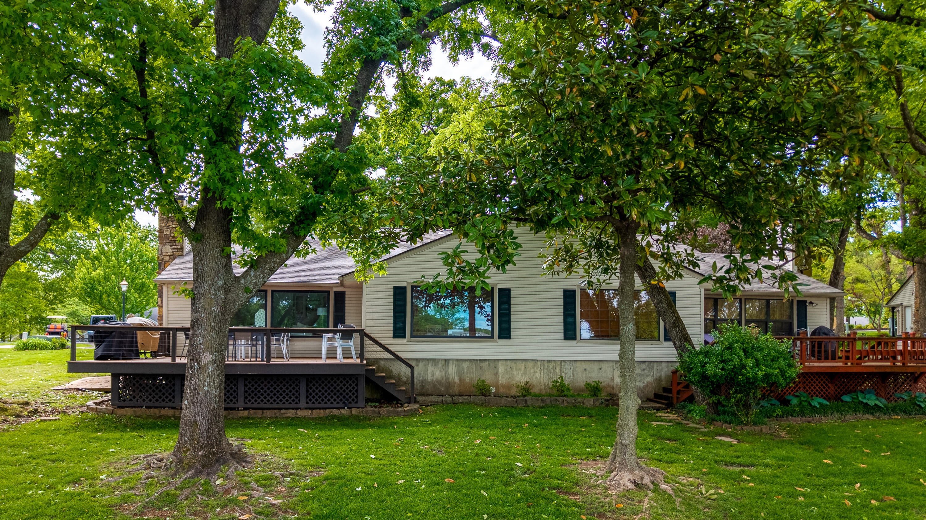 30310 South 562 Road, Unit 15 Afton, OK 74331 - Photo 6 of 41 Full view of the building.