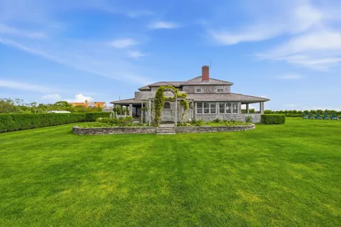 $12,500,000 | 59 Baxter Road, Nantucket, MA 02554