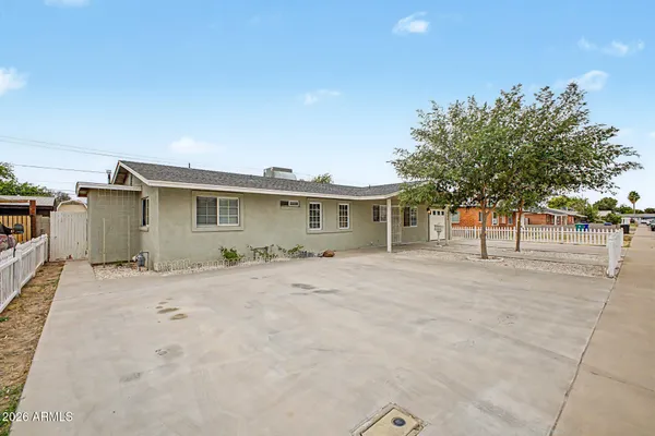 $429,900 | 1043 West 5th Street, Mesa, AZ 85201
