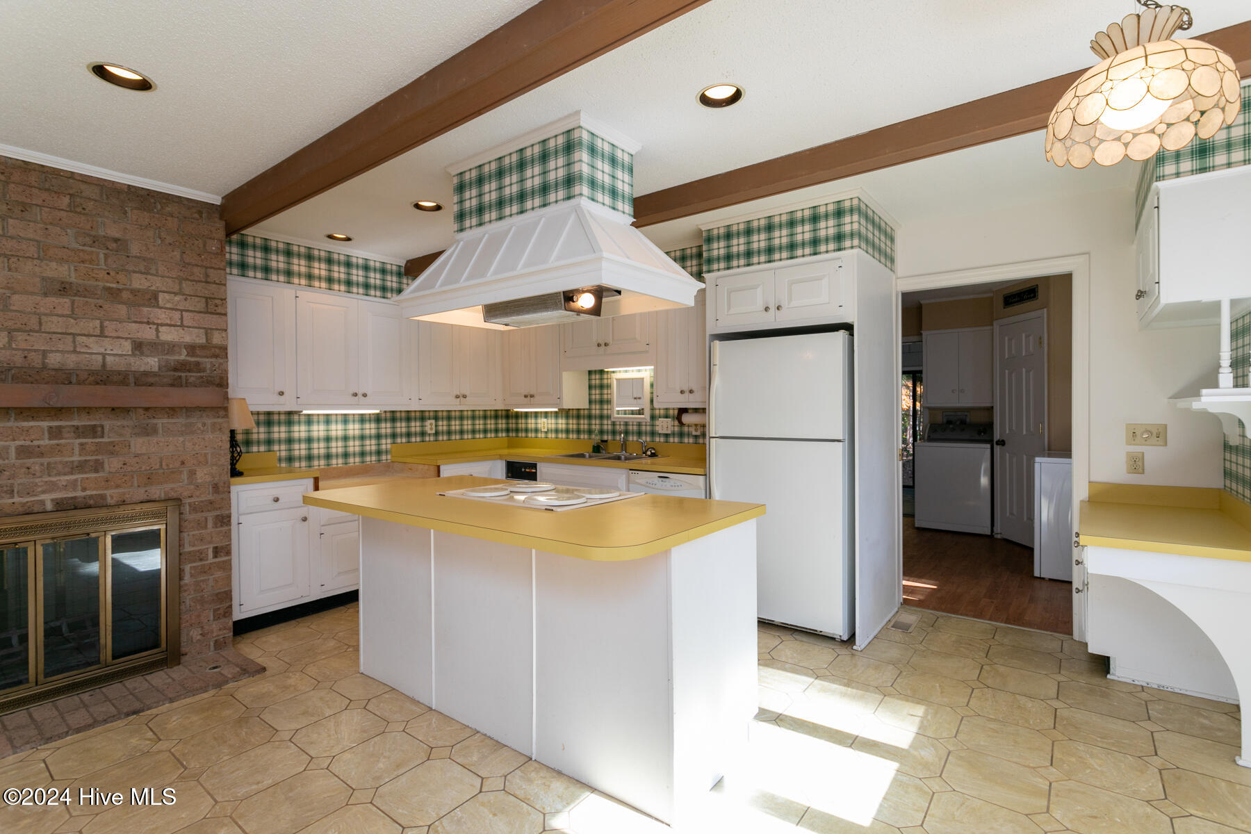 110 Burning Tree Road Pinehurst, NC 28374 - Photo 11 of 34 kitchen2