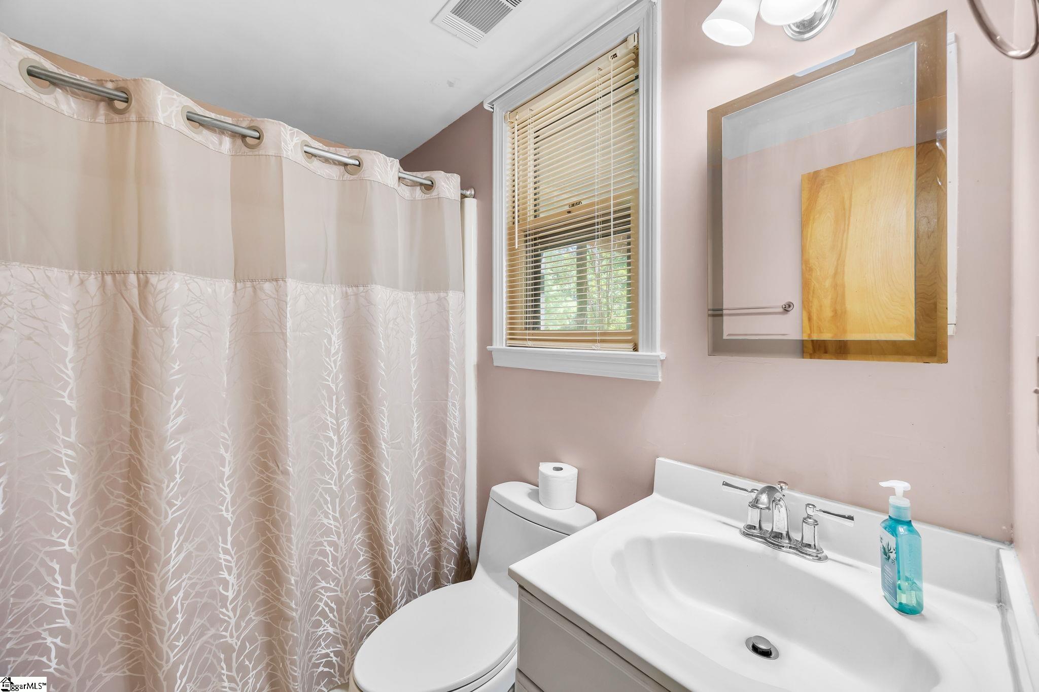 1206 Cely Road Easley, SC 29642 - Photo 33 of 50