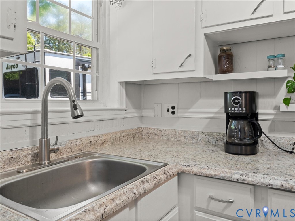 13100 South Chester Road Chester, VA 23831 - Photo 13 of 49