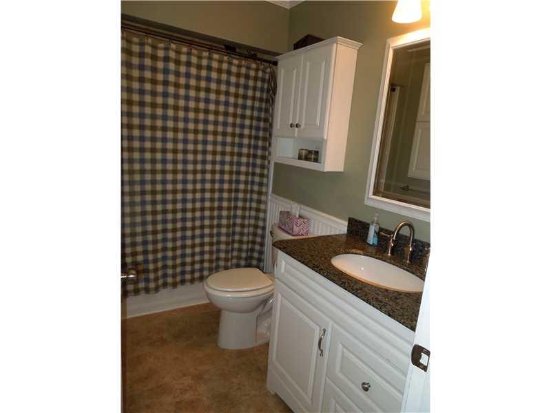 114 Ash Street Rochester, PA 15074 - Photo 9 of 18 Full Bath.