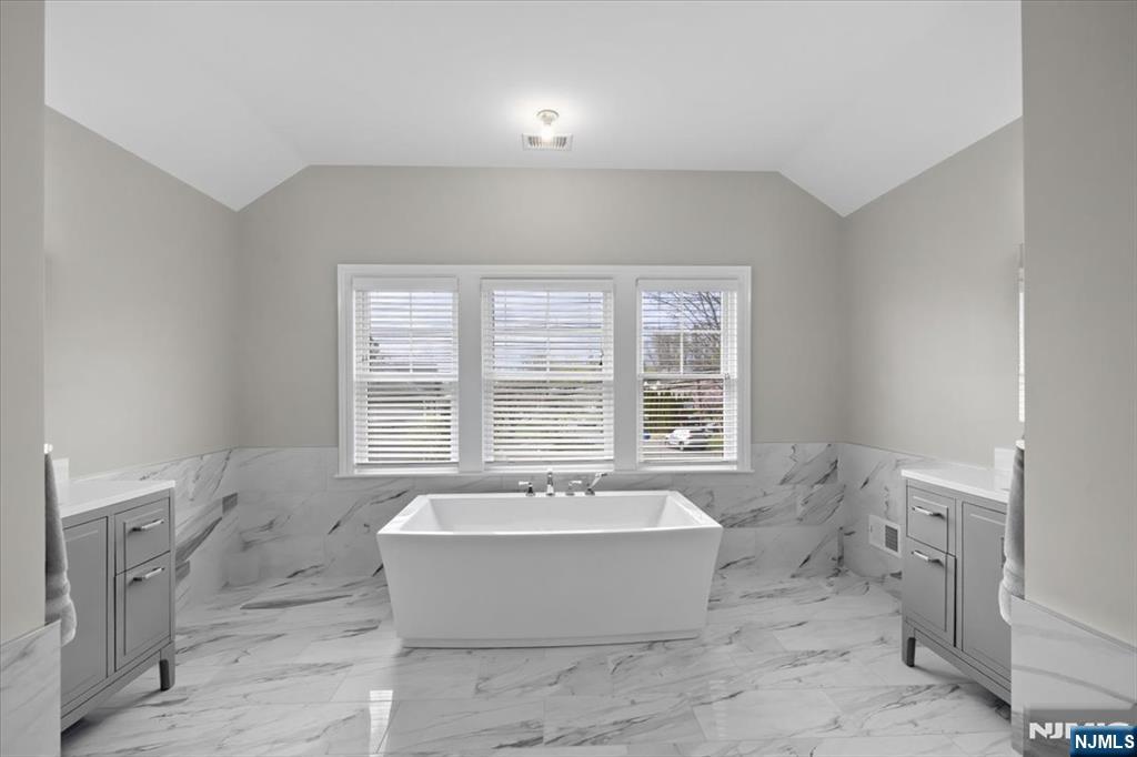 20 Ravine Avenue Wyckoff, NJ 07481 - Photo 37 of 50