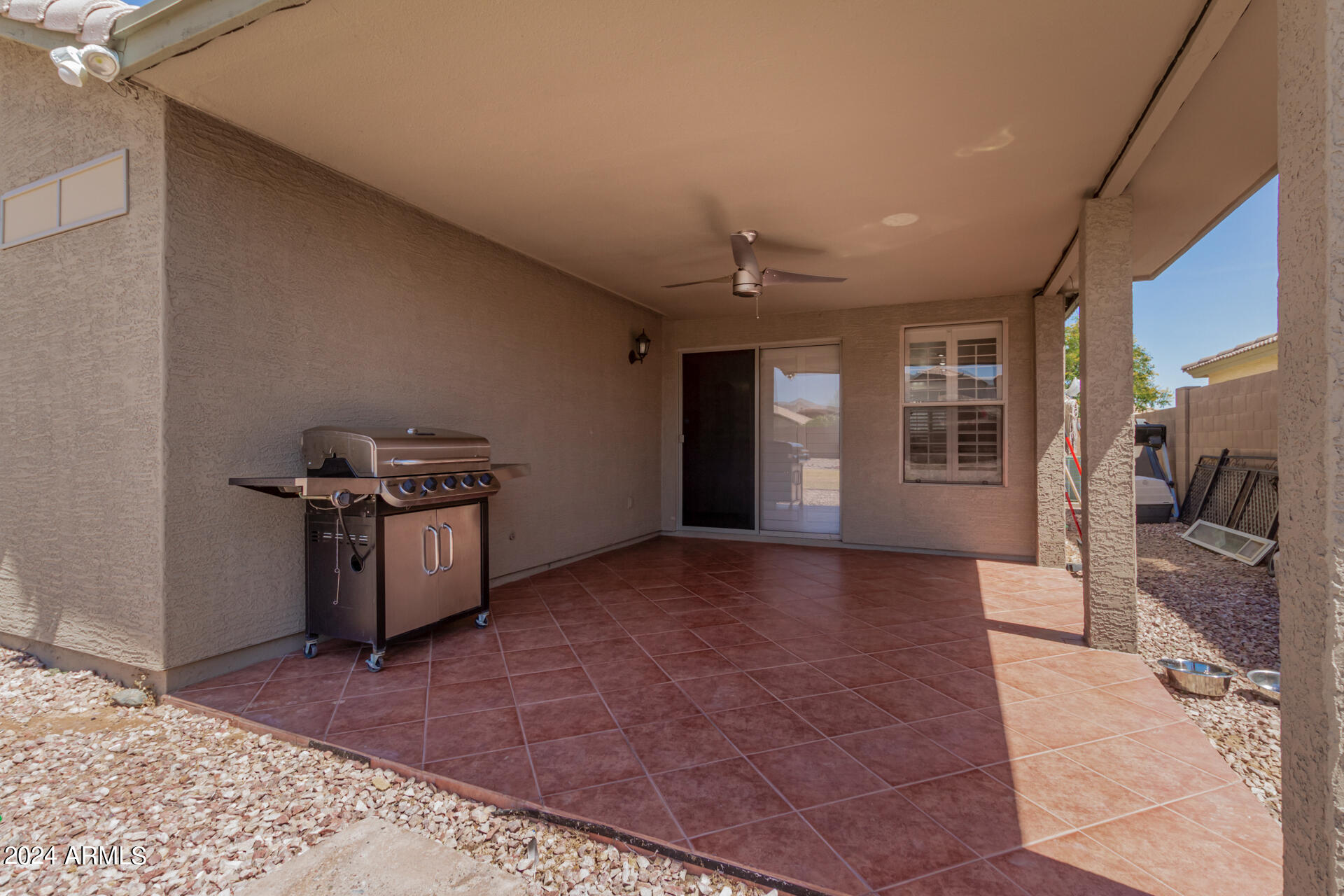 2413 West Carson Road Phoenix, AZ 85041 - Photo 33 of 37 33 - Carson
