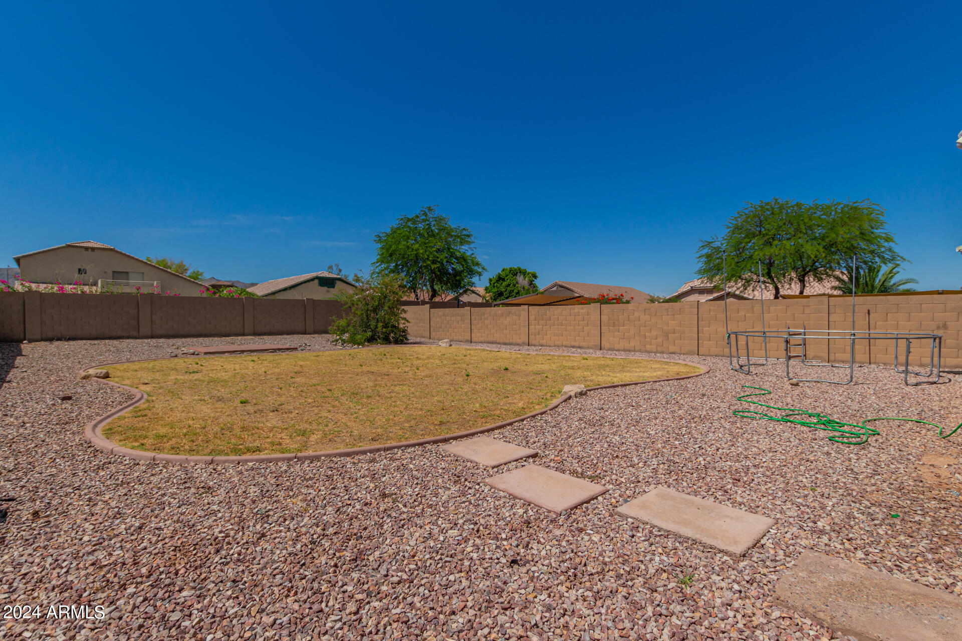 2413 West Carson Road Phoenix, AZ 85041 - Photo 34 of 37 34 - Carson