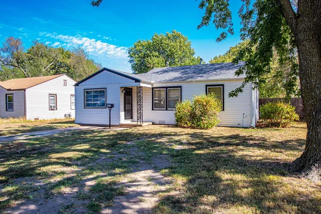 $115,500 | 4650 South Sycamore Street, Wichita, KS 67217