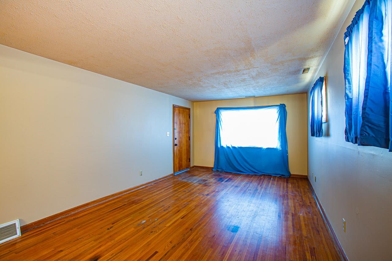 4650 South Sycamore Street Wichita, KS 67217 - Photo 11 of 22