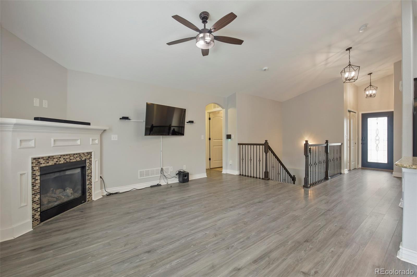 6803 Spruce Street Frederick, CO 80530 - Photo 5 of 31