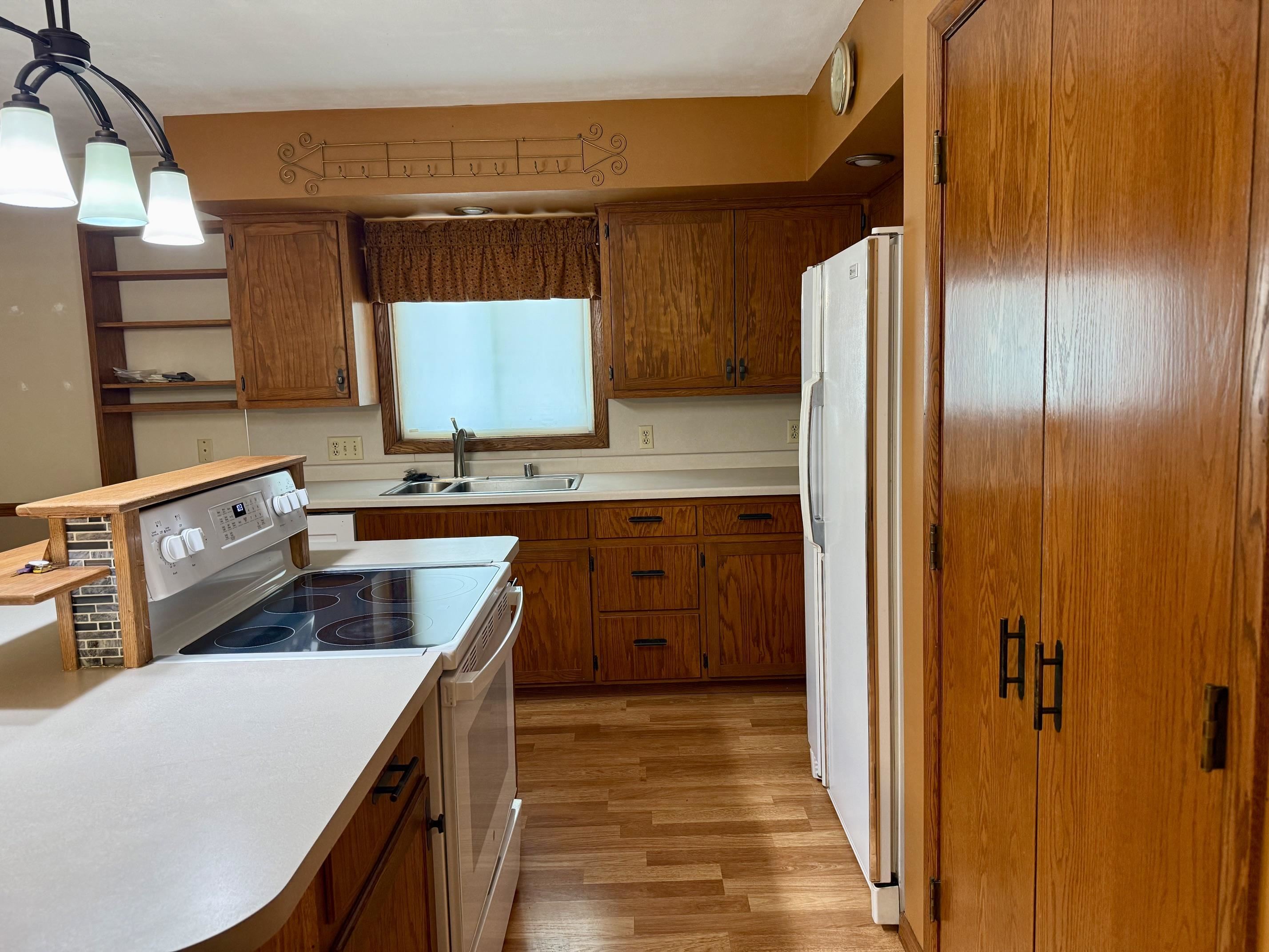 W6708 Smock Valley Road Monroe, WI 53566 - Photo 11 of 61 Gallery Image 11