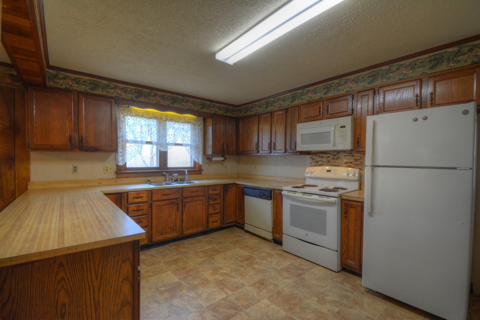 2978 Cummins Ferry Road Versailles, KY 40383 - Photo 10 of 39 10