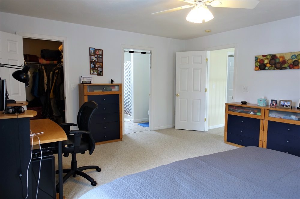 41 Cottage Road Kensington, NH 03833 - Photo 17 of 26