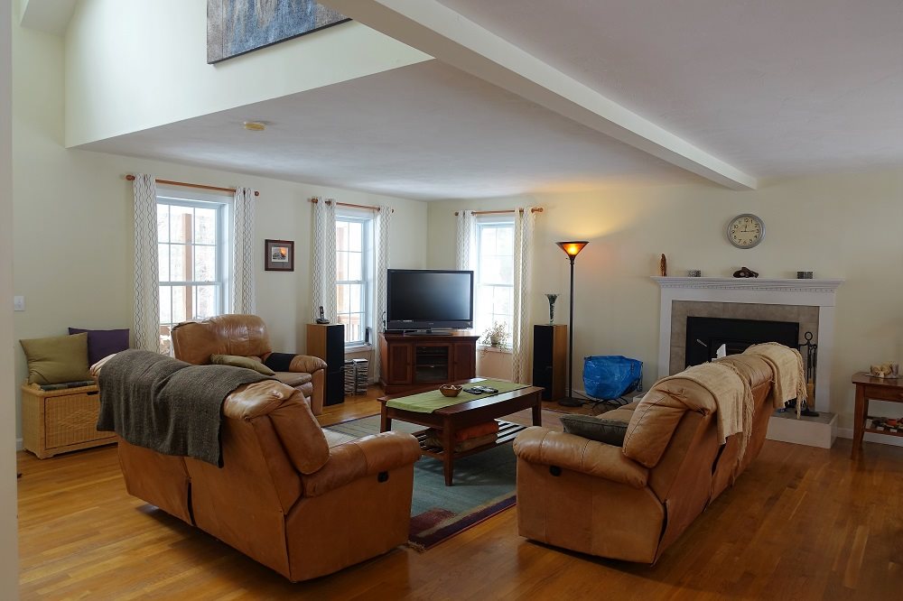 41 Cottage Road Kensington, NH 03833 - Photo 3 of 26