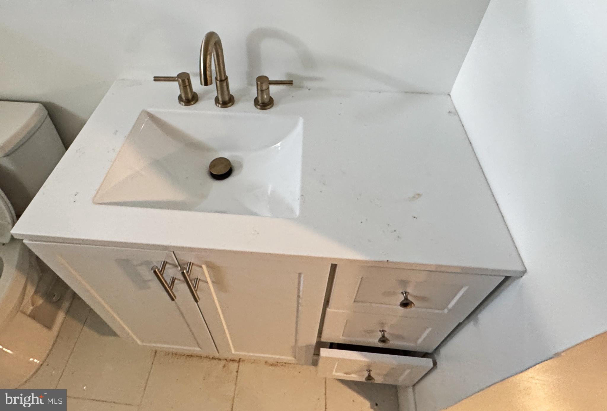 4140 Reisterstown Road Baltimore, MD 21215 - Photo 17 of 18 a close view of sink