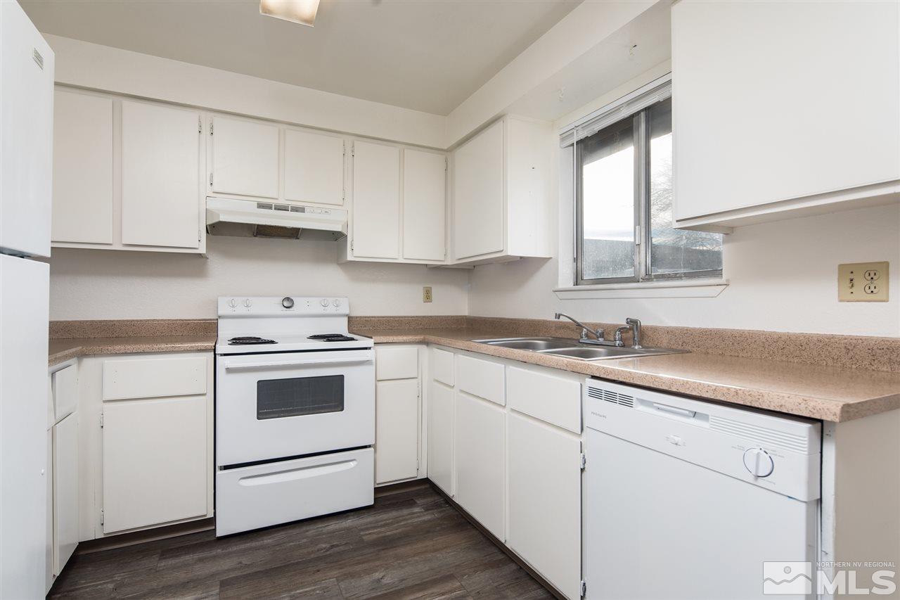 5260 Echo Avenue Reno, NV 89506 - Photo 2 of 21 Photo 2