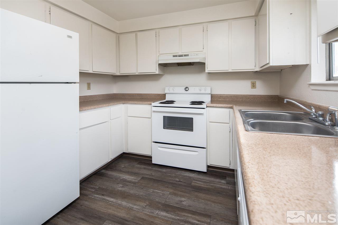 5260 Echo Avenue Reno, NV 89506 - Photo 4 of 21 Photo 4