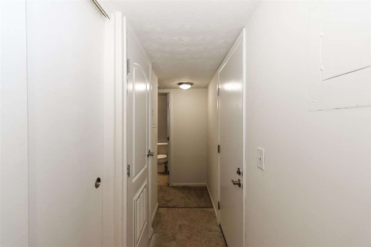 100 Winding Way Covington, KY 41011 - Photo 5 of 27