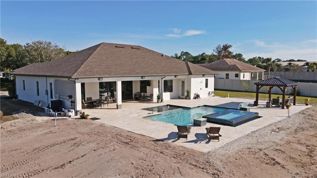 2933 68th Street Southwest Naples, FL 34105 - Photo 11 of 35 Gallery Image 11