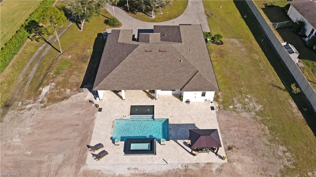 2933 68th Street Southwest Naples, FL 34105 - Photo 12 of 35 Gallery Image 12
