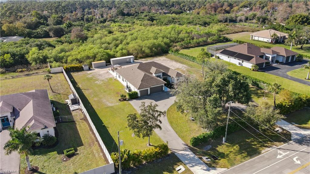 2933 68th Street Southwest Naples, FL 34105 - Photo 4 of 35 Gallery Image 4