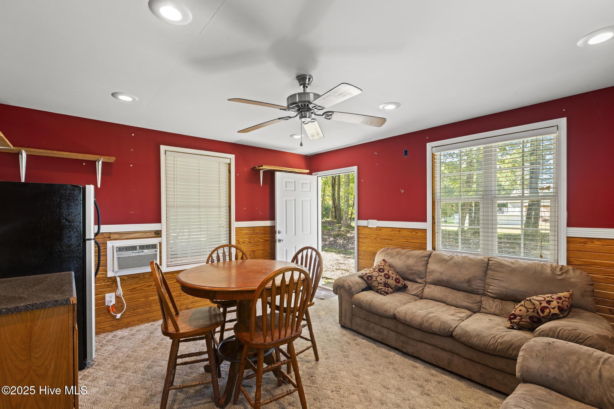 453 Padgett Road Maple Hill, NC 28454 - Photo 23 of 36 425A1211