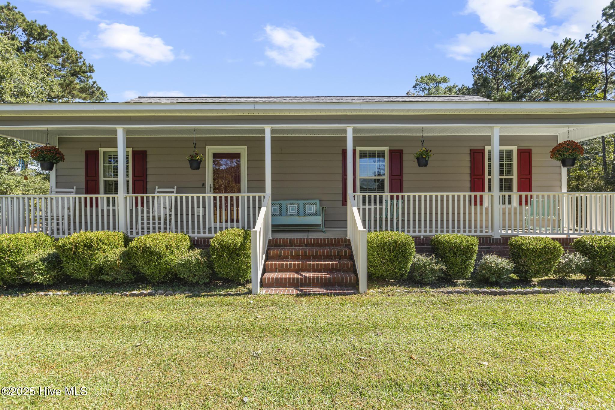 453 Padgett Road Maple Hill, NC 28454 - Photo 2 of 36 425A1227